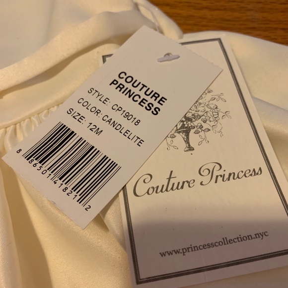 Dress - Picture 5 of 8